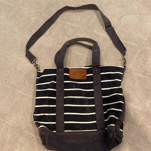 Abercrombie & Fitch shoulder bag